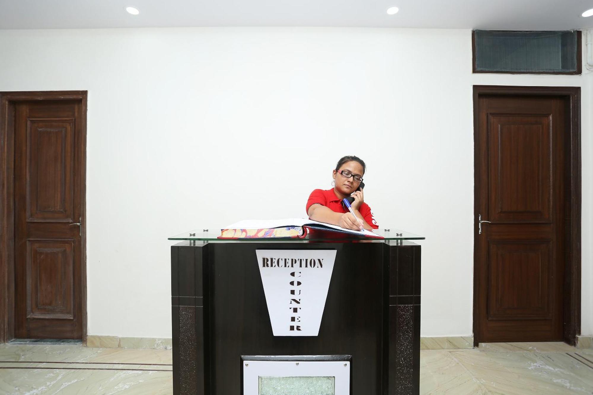 Hotel O Awesome Villa Near Appu Ghar Γκουργκάον Εξωτερικό φωτογραφία